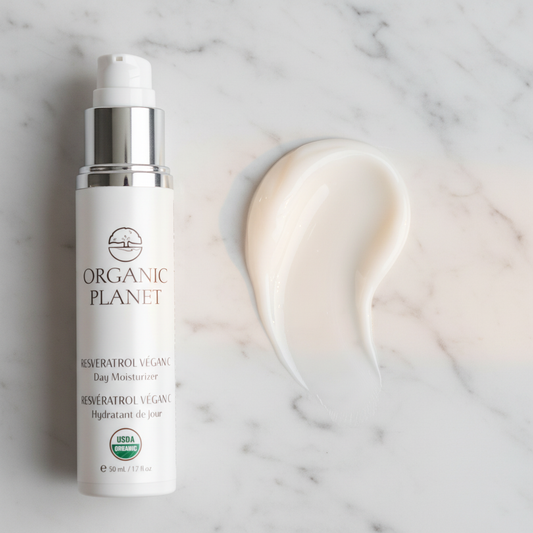 Resveratrol Vegan C Day Moisturizer – Texture Swatch